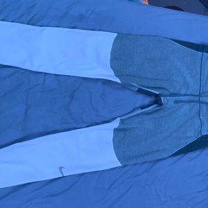Lightly used Nike leggings